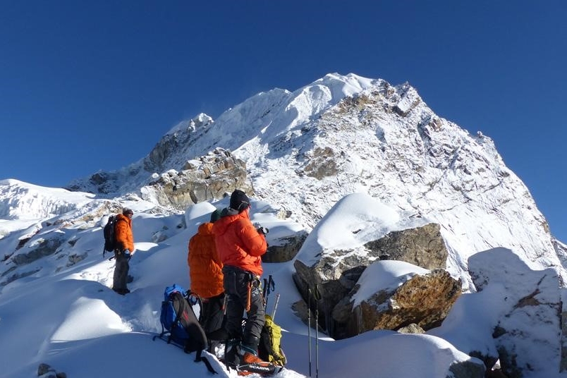 Lobuche Peak Climbing with Everest Base Camp Trek.